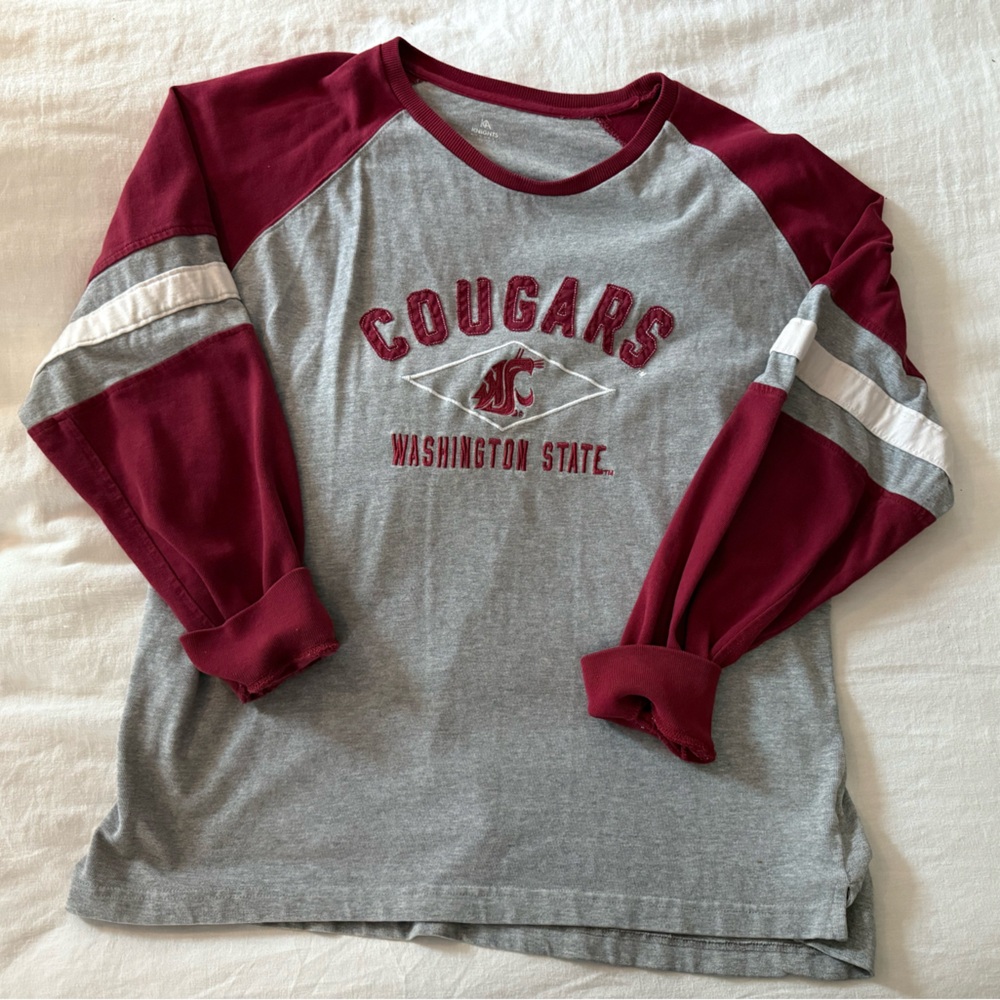 Washing State Cougars Comfy Long Sleeve - 2X size - red and gray knights apparel